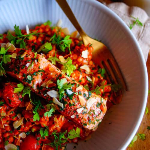 Vis special | vis en groentes van de markt | tomaten parelcouscous | salsa verde