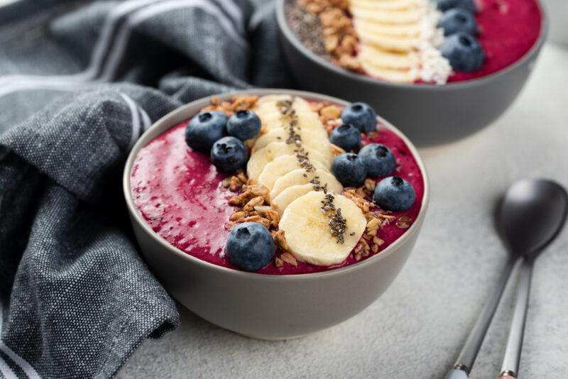 Smoothiebowl | geblend en vers fruit | hennepzaad