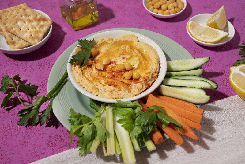 Paprika hummus | flat bread | gegrilde groentes | verse groentes